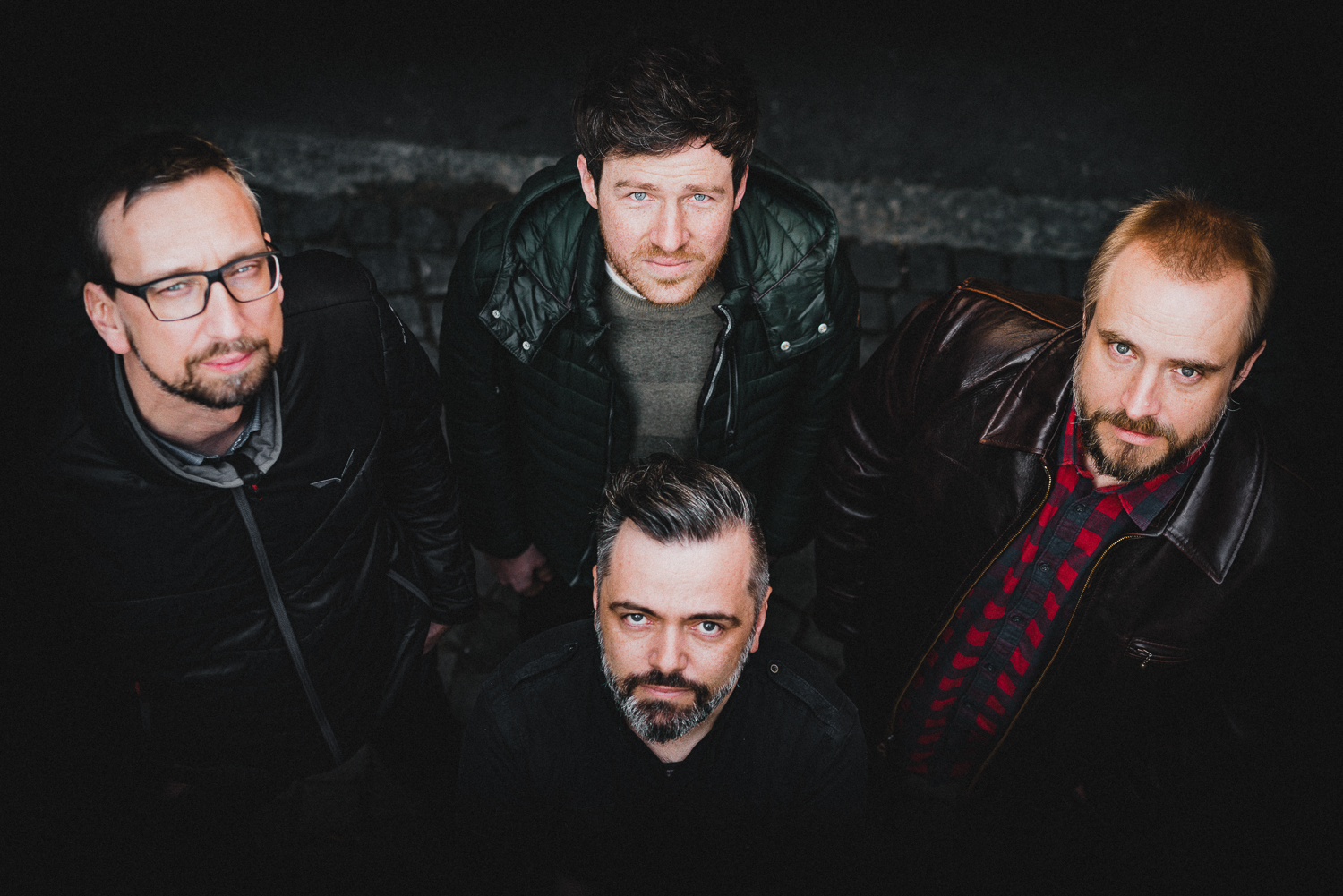 Die Claudius Konrad Band, aus erhöhter Perspektive fotografiert